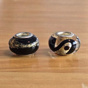 Murano Glass Charm Bracelet Bead Spacer Silvertone Women's Black Gold Swirls